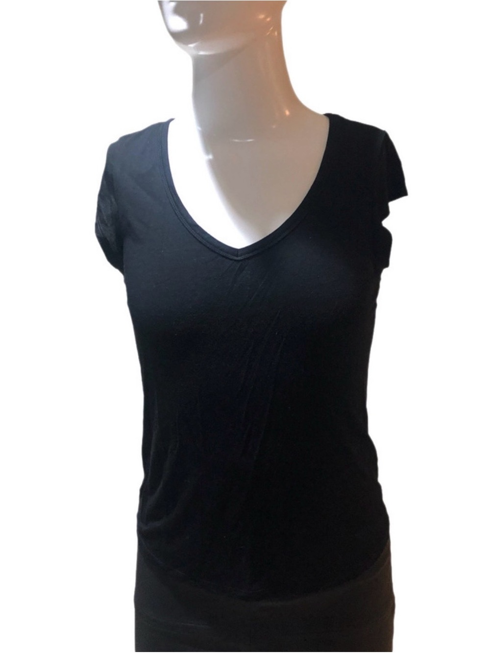 Gentle Fawn Black V-Neck Cap Sleeve Tee